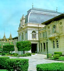 Boromphiman MansionPhra-Thinang Boromphiman